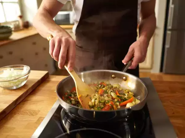 Ontdek 5 onweerstaanbare visrecepten die een revolutie teweeg zullen brengen in je mediterrane keuken.