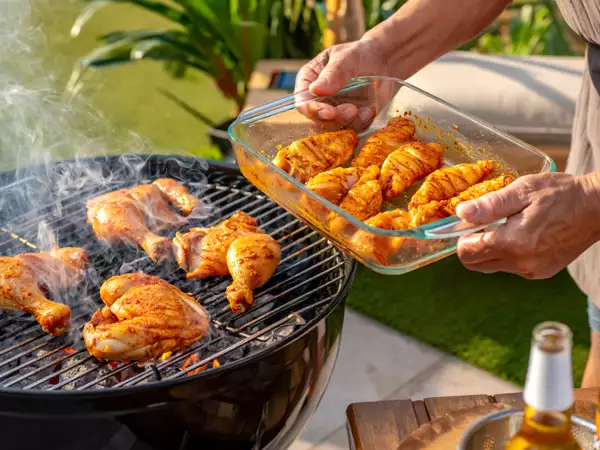 Deze 6 marinades maken kip zo sappig dat het het hoogtepunt van de barbecue wordt