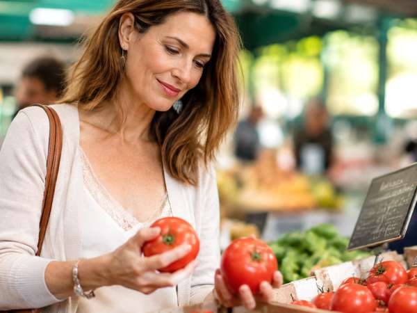 Een eenvoudige truc om te voorkomen dat tomaten te vroeg rijp worden