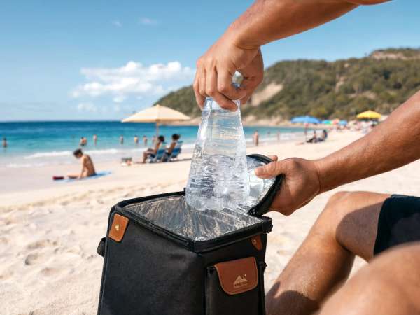 Hoe neem je drankjes mee naar het strand zonder dat ze hun koelte verliezen?