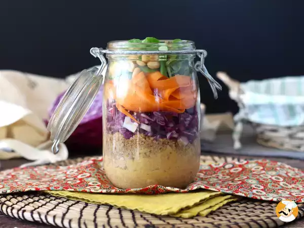 Deze ogenschijnlijk onschuldige foutjes kunnen een salade in een potje al vóór de lunch verpesten...
