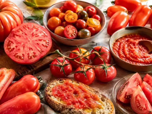 Welke tomaat kies je voor welk recept: gazpacho, salade, saus of brood met tomaat?