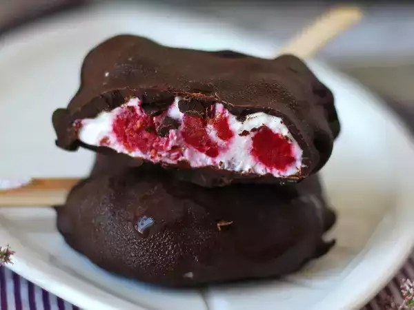 Het draait niet alleen om ijs: chocoladerecepten voor de zomer – verfrissend, eenvoudig en perfect voor als het warm is