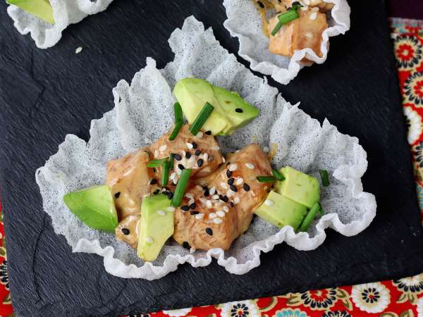 Zalm voor het aperitief: 15 onweerstaanbare recepten die altijd van het dienblad rechtstreeks in het glas belanden