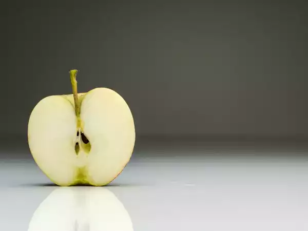 Is het fruit nog niet rijp? Ontdek wanneer een appel kan helpen om het sneller te laten rijpen