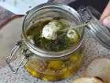 Artikelen: Deze gemarineerde mozzarella balletjes zijn pure verslaving (en zijn weg van tafel voordat je met je ogen knippert)