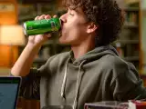 Artikelen: Drink je energiedrankjes? Dit is wat taurine echt met je lichaam doet