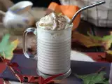 Artikelen: 9 herfstdrankjes die geen mode kennen en waar we altijd naar teruggrijpen als het weer koud wordt.