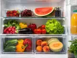 Artikelen: In de koelkast of buiten? Hier lees je waar je je zomerfruit en -groenten het beste kunt bewaren, zodat ze langer vers blijven