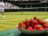 Artikelen: Op Wimbledon heeft iedereen het over de meest besproken aardbeien van de zomer: dit is waarom het onderwerp zo populair is geworden