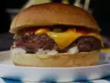 Artikelen: Zelfgemaakt fastfood: onze beste, eenvoudige recepten om van te smullen zonder langs de afhaalbalie te hoeven gaan