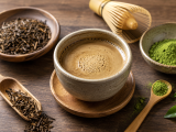 Artikelen: Kan hojicha matcha van de troon stoten? De Japanse geroosterde thee die steeds populairder wordt!