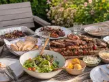 Artikelen: Laat na een barbecue de restjes nooit langer dan deze tijd op tafel staan...