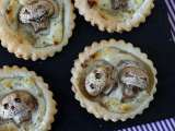 Artikelen: Deze kleine champignontaartjes zijn perfect voor de Halloweenborrel