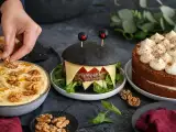 Artikelen: Dagmenu 26 oktober: pompoen-fetaspread, monsterburger en worteltaart