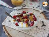 Recept Skyr bowl met rood fruit, pindakaas en chocolade