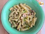 Recept Fusilli met courgettes, garnalen en gember