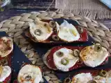 Recept Toast van aubergine met coulis van tomaat en geitenkaas