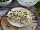 Recept Spiesjes van gemarineerde kip in een yoghurt-citroensaus