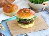 Recept Italiaanse burger: pesto, zongedroogde tomaten, mozzarella