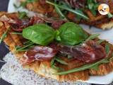 Recept Croffle, de wafelvormige croissant met vijgenjam, geitenkaas en iberische gerookte ham