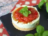 Recept Hartige kaastaart in één portie met basilicum en kerstomaatjes: smakelijk idee voor buffetten en aperitieven