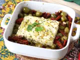 Recept Gebakken feta met gedroogde tomaten en olijven, mediterrane stijl