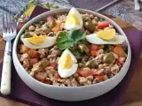 Recept Veldsla met tonijn, eieren en olijven: de portugese klassieker!
