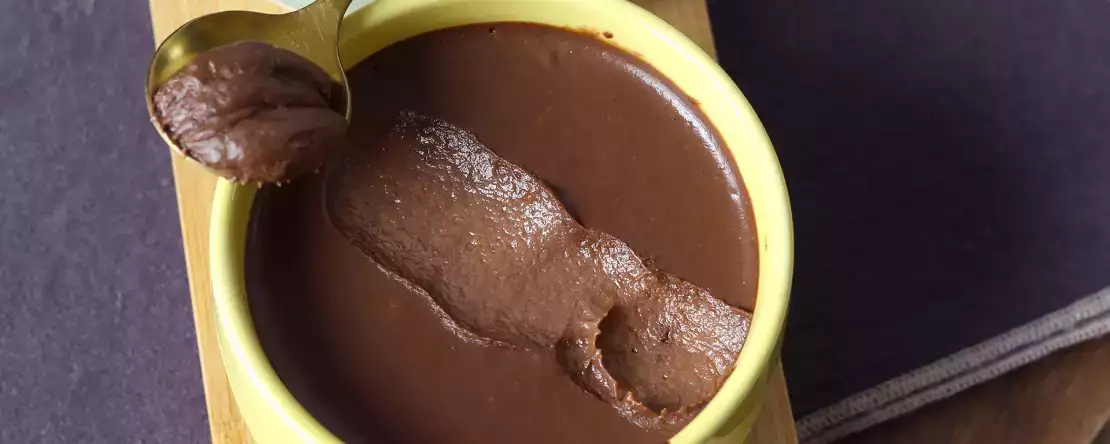 Chocolade bananenroom dessert met slechts 3 ingrediënten!