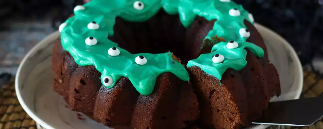 Halloween-bundtcake met een duivels lekkere glazuurlaag