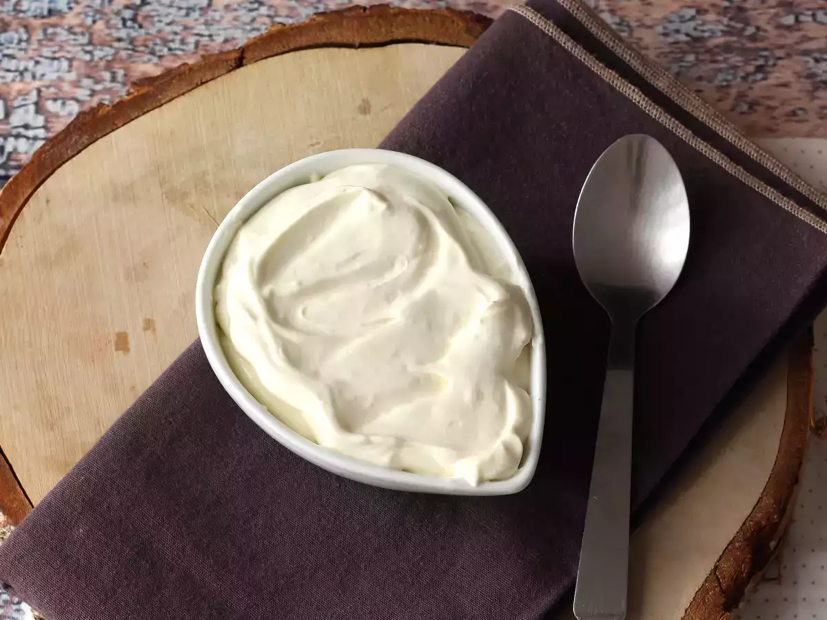 Recept Vanillecrème montée, de perfecte topping voor je taarten en laagjescake!