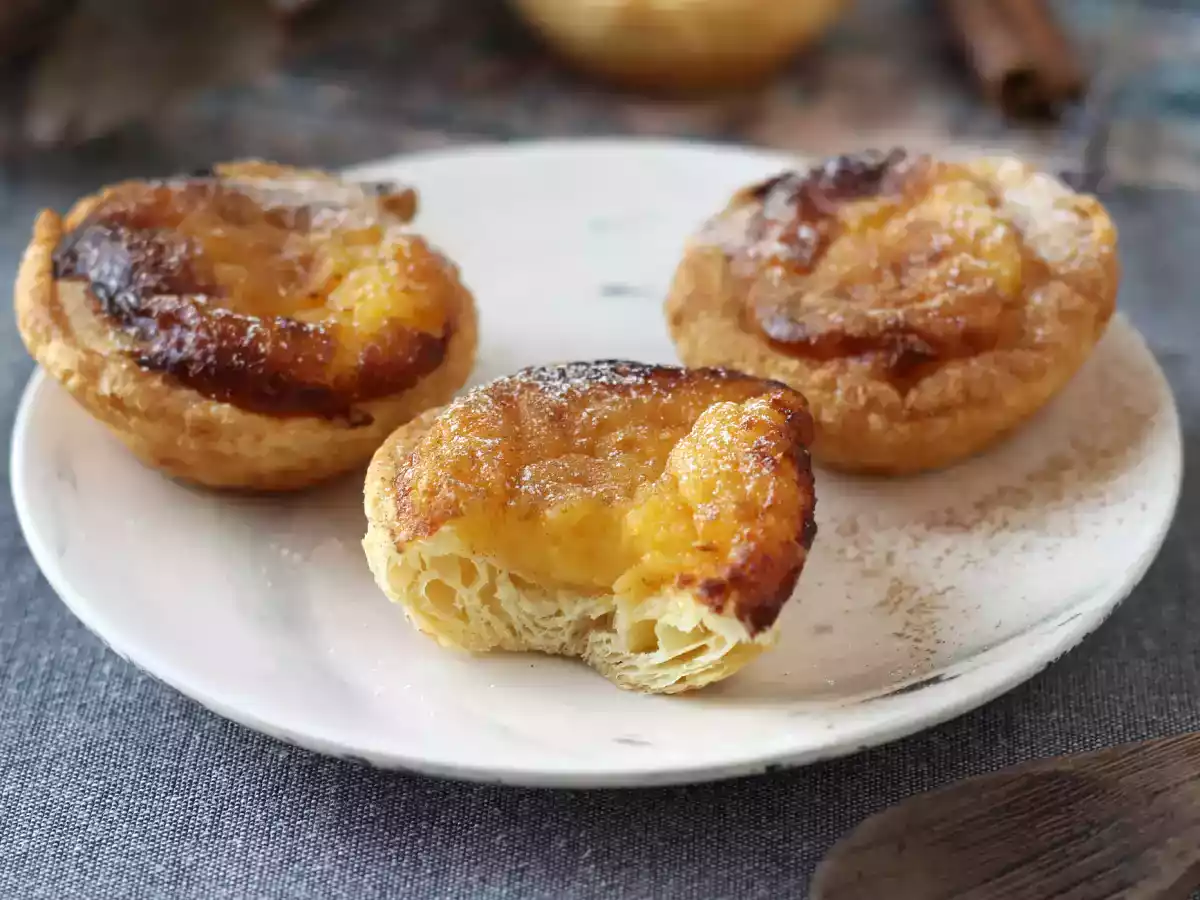 Recept Pastéis de nata in een airfryer. het snelle en makkelijke recept voor het traditionele portugese snoepje.