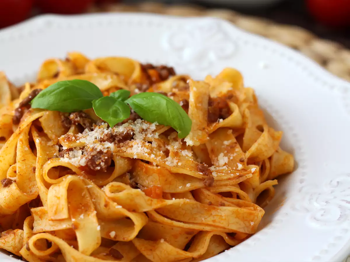 Recept Pasta met bolognesesaus - tagliatelle al ragù alla bolognese