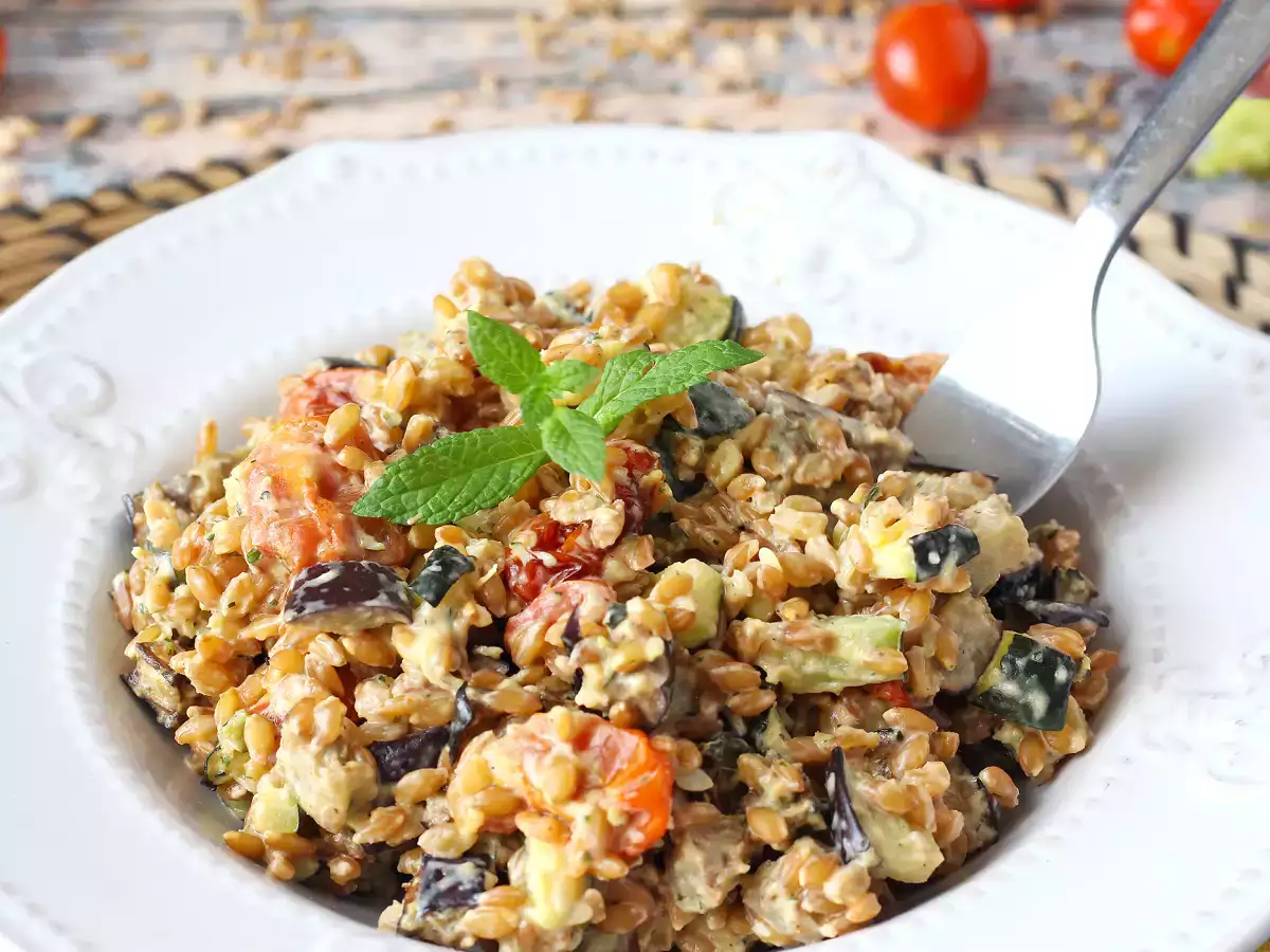 Recept Romige speltsalade met courgettes, aubergines en cherrytomaatjes
