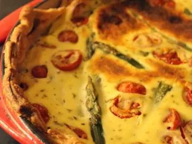 Recept Quiche with Asparagus Tips & Cherry Tomatoes