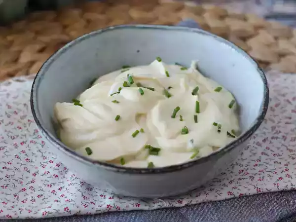 Recept Lichte mayonaise met hardgekookte eieren en zonder olie! perfect als je geen rauwe eieren mag eten!