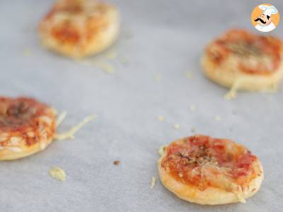 Recept Minipizza's met bladerdeeg