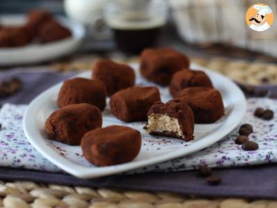 Recept Tiramisu-rochers, het perfecte italiaanse dessert in miniporties voor bij de koffie!