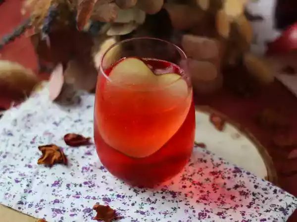 Recept De perfecte cocktail voor valentijnsdag, de cranberry spritz!