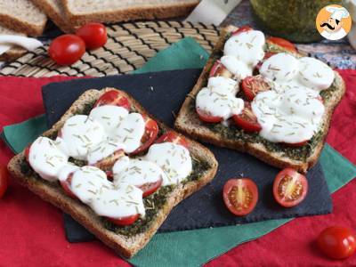 Recept Bruschetta met pesto, kerstomaatjes en mozzarella kaas