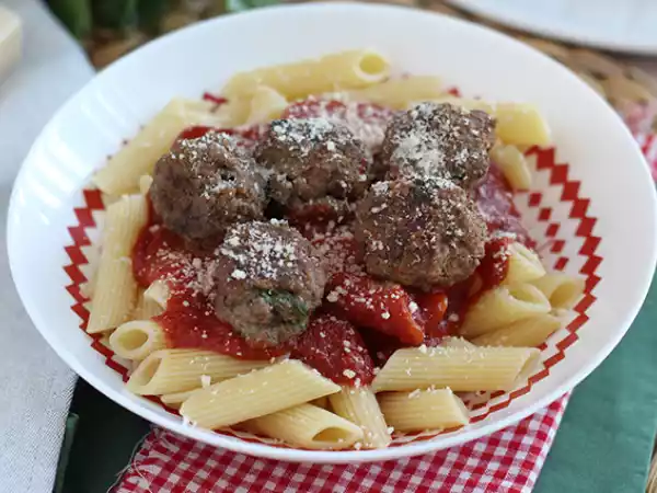 Recept Kalfsvlees en parmezaanse gehaktballetjes