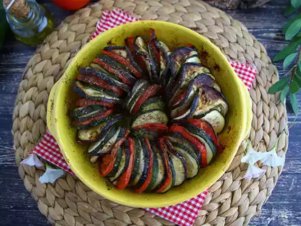 Recept Heel makkelijke provençaalse groentetian