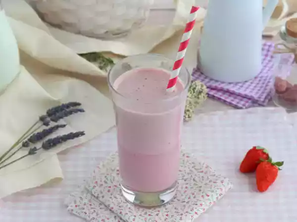 Recept Frambozen- en aardbeienmilkshake