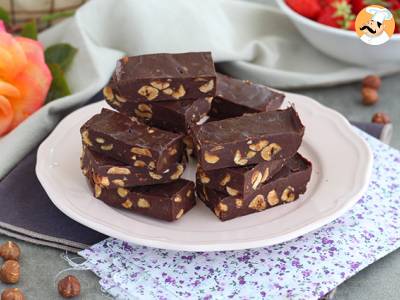 Recept Hazelnoot fudge - chocolade en hazelnoot vierkantjes