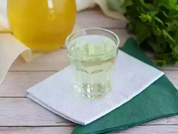 Recept Zelfgemaakte muntsiroop