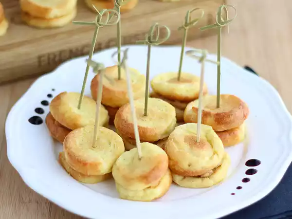 Recept Foie gras macarons met quenelles