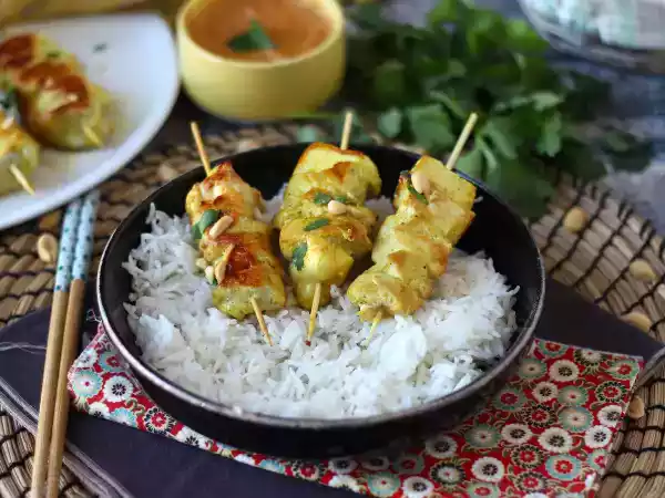Recept Kipspiesjes met satésaus, een culinaire reis naar azië!