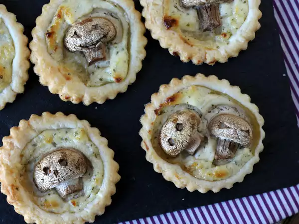 Recept Halloween taartjes met champignons en knoflook en kruidenkaas