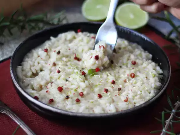 Recept Risotto met limoen en roze peper: elegant vegetarisch recept voor speciale diners