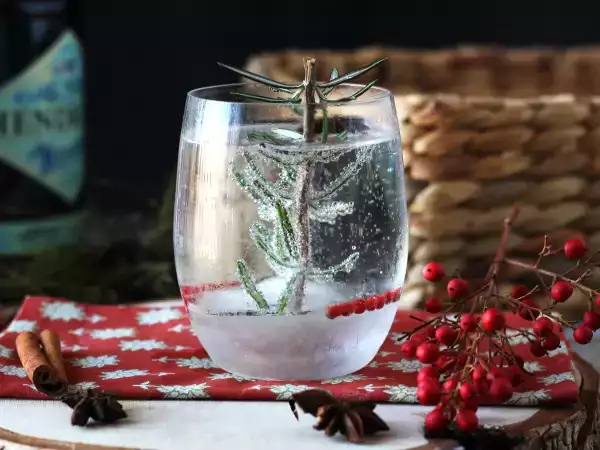 Recept Cocktail met een besneeuwde dennenboom erin